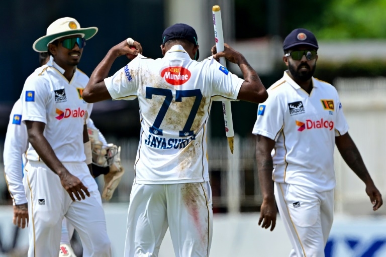Sri Lanka crush Bangladesh in second Test to seal series