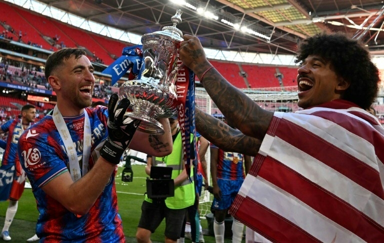 US keeper Turner joins Lyon from Notts Forest, loaned to MLS