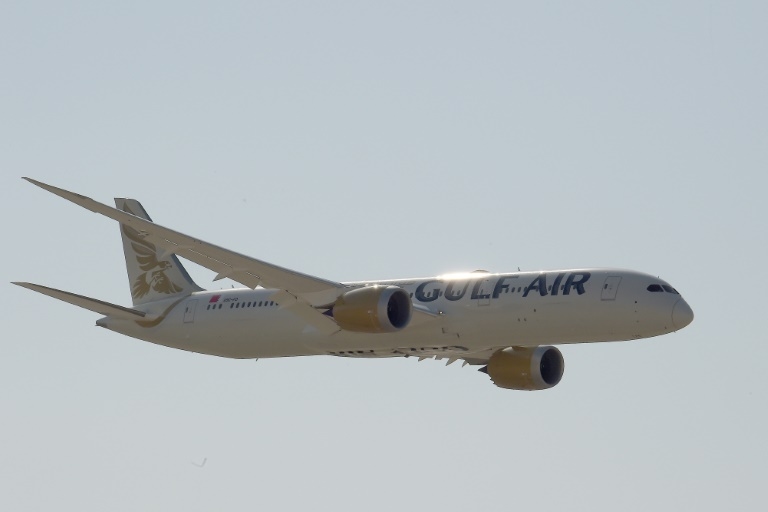 Gulf Air orders 12 Boeing 787 Dreamliners