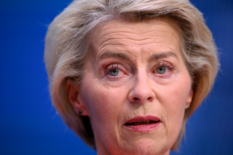 EU chief delays retaliation for US tariffs in search of deal