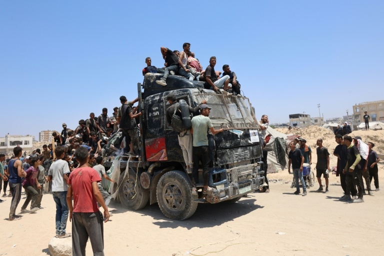 Why are Gazans not getting sorely needed aid?