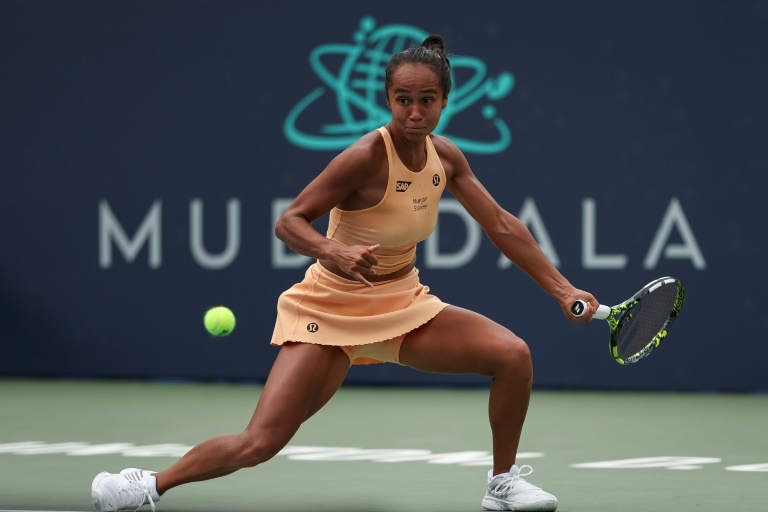Fernandez dominates Kalinskaya to win DC Open