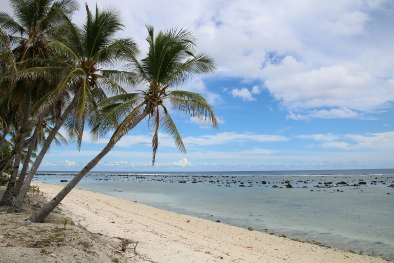 Rights groups slam Australian plan to transfer criminals to Nauru