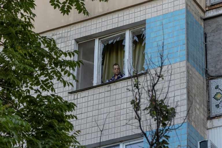 Russian strikes kill three across Ukraine