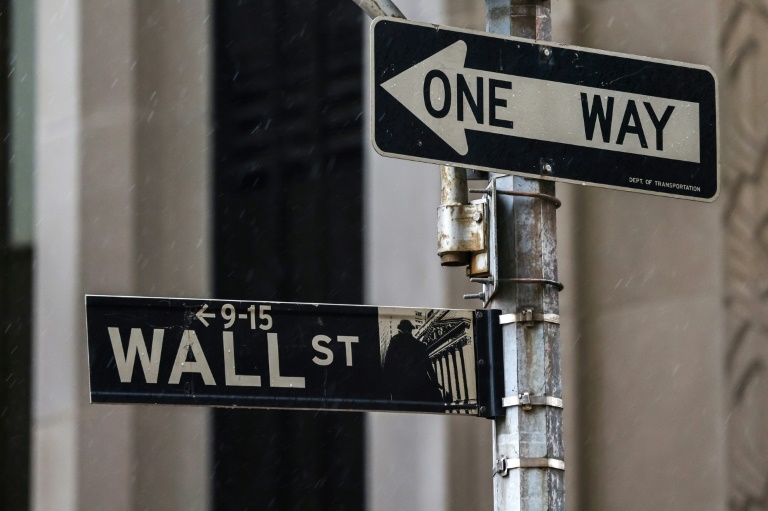 Wall Street stocks rally further on trade and tax deal optimism