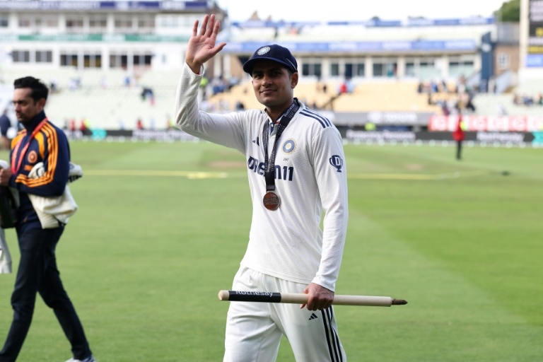 India look to maintain momentum against faltering England in third Test