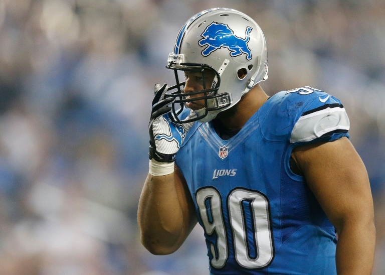 Super Bowl champion Suh makes NFL retirement official
