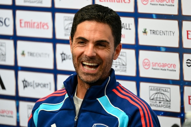 Arteta coy on Gyokeres, but says 'a lot of time left' for transfers