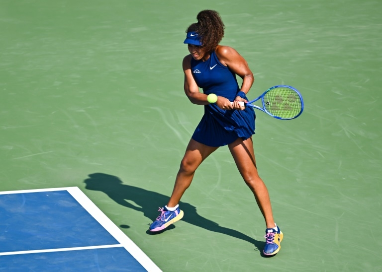 Osaka to work with Wiktorowski on trial after Mouratoglou split