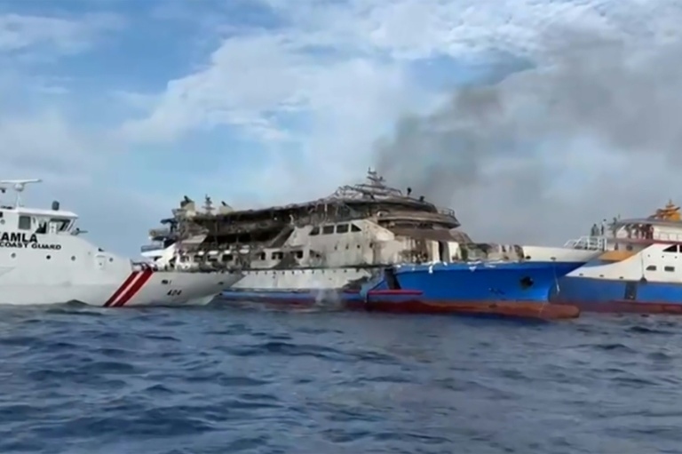 Indonesia ferry fire kills three, more than 500 rescued