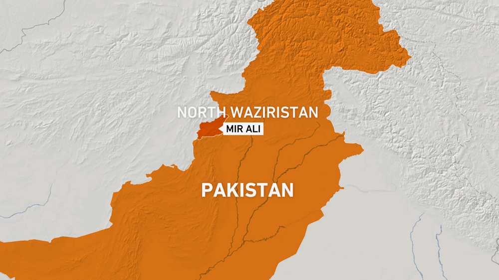 At least 13 soldiers killed in suicide bombing in northwestern Pakistan