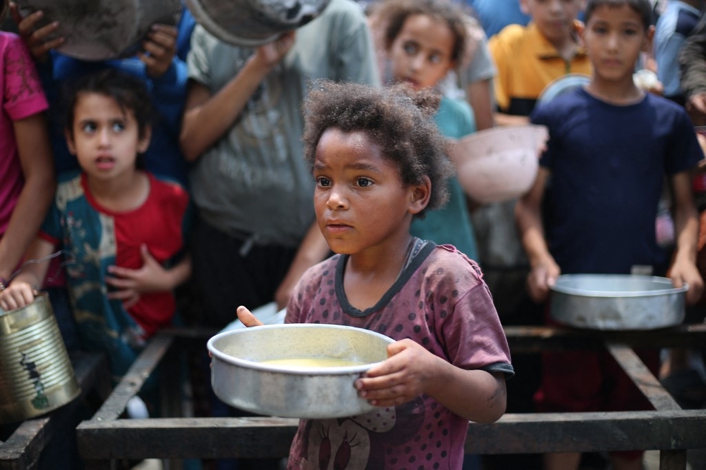 Charities urge shutdown of US- and Israel-backed Gaza aid group