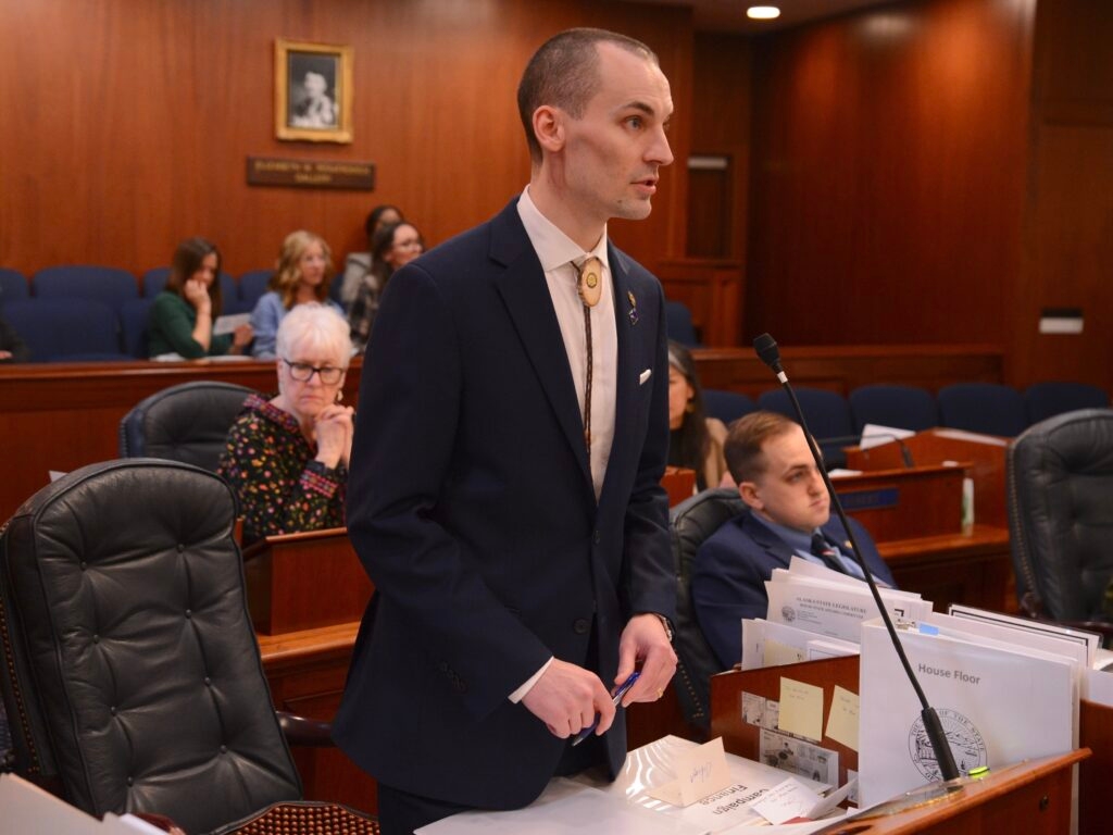 At adjournment, Alaska Legislature leaves elections overhaul, campaign finance bills undone