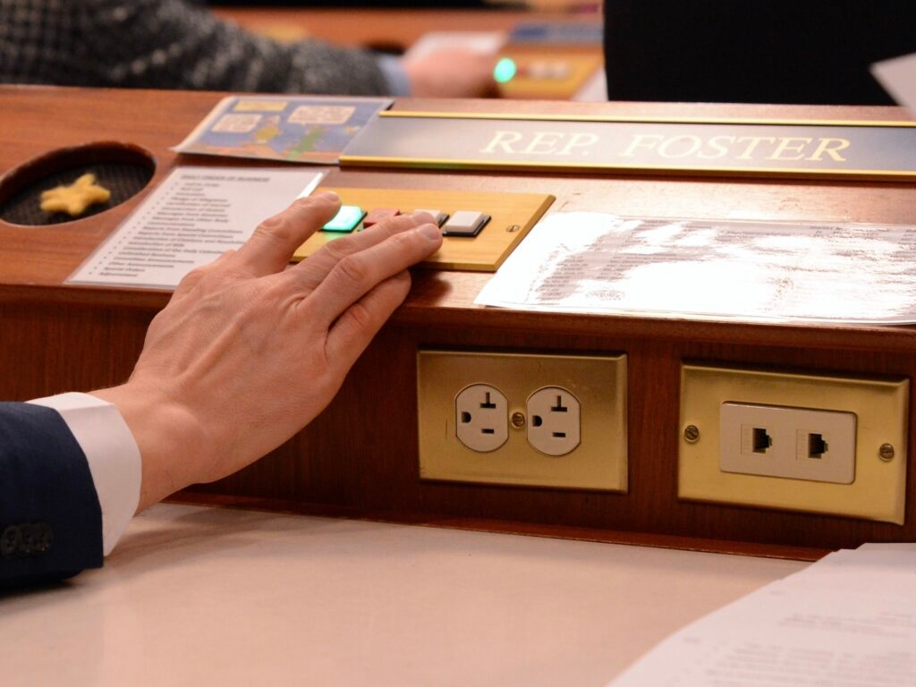 Alaska Legislature overrides Gov. Dunleavy's veto of public school funding bill
