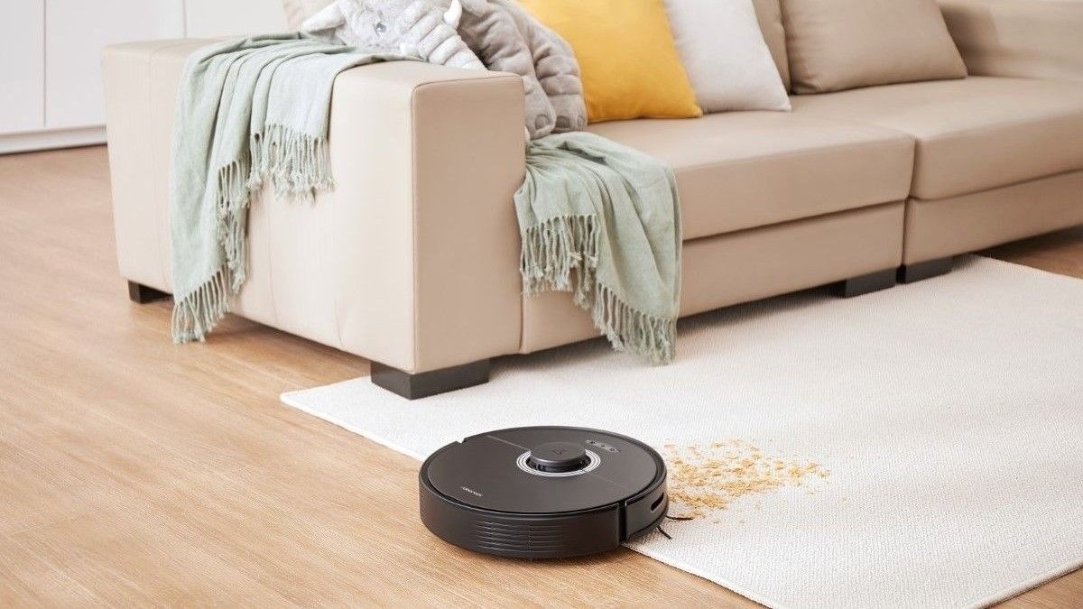 Roborock's popular Q7 Max robot vac is $140 off with this lowest price ever deal