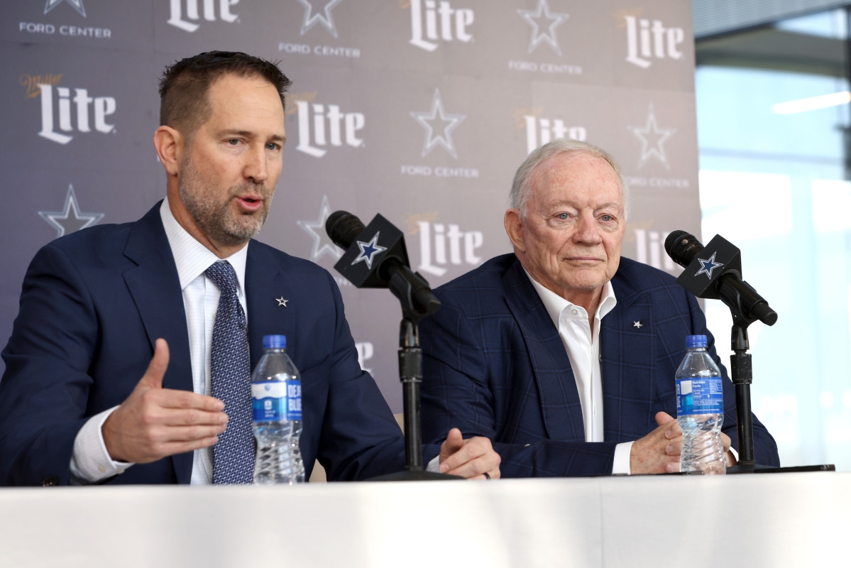 Cowboys 'Should Be In Playoff Mix,' Insists National Media Prediction