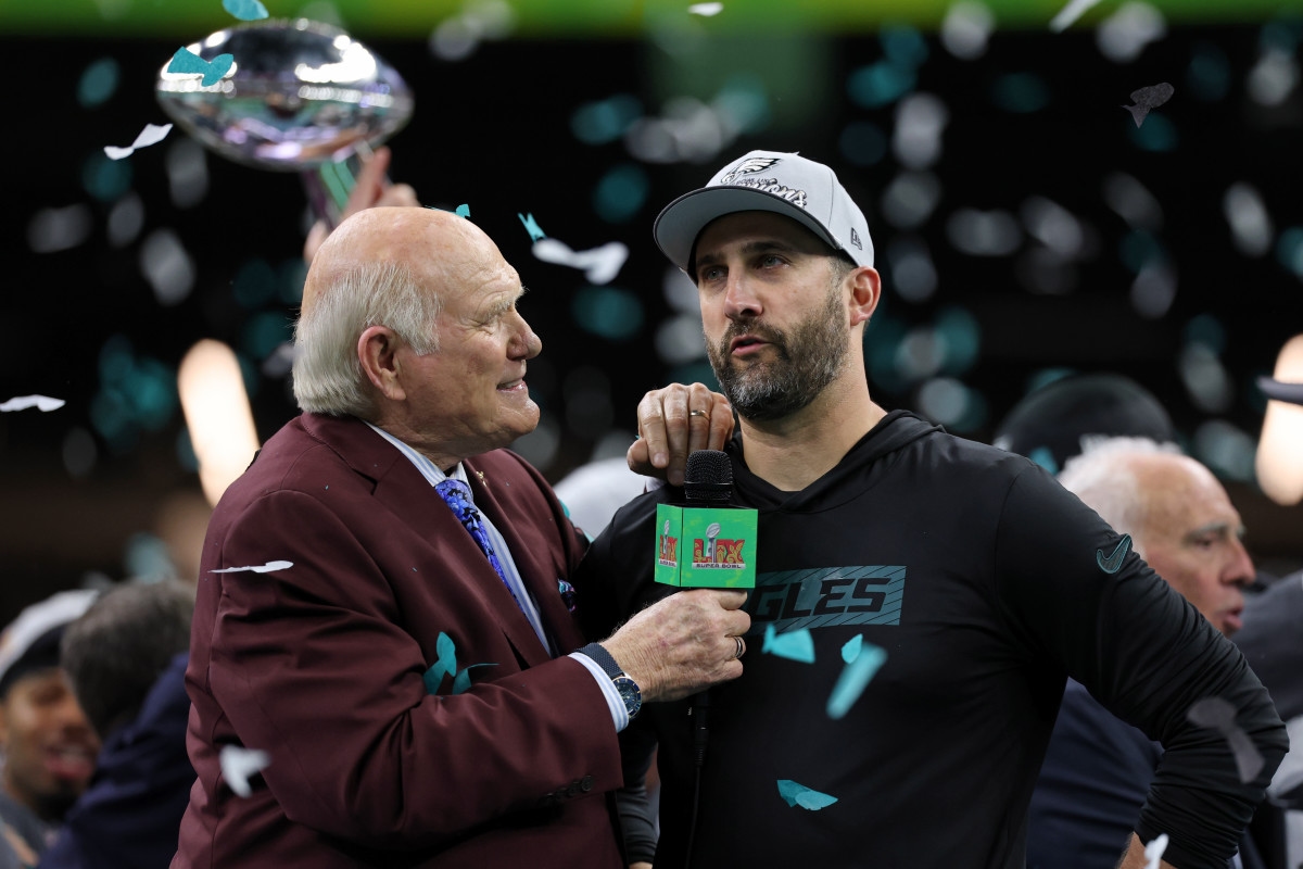 Nick Sirianni Continues To Pull Right Strings For Eagles