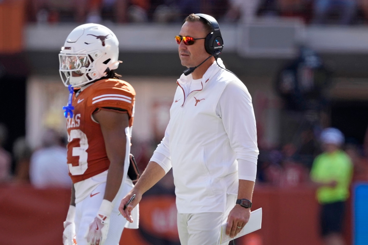 Elite 4-Star Texas Target Predicted to Snub Longhorns for In-State Big 12 Rival