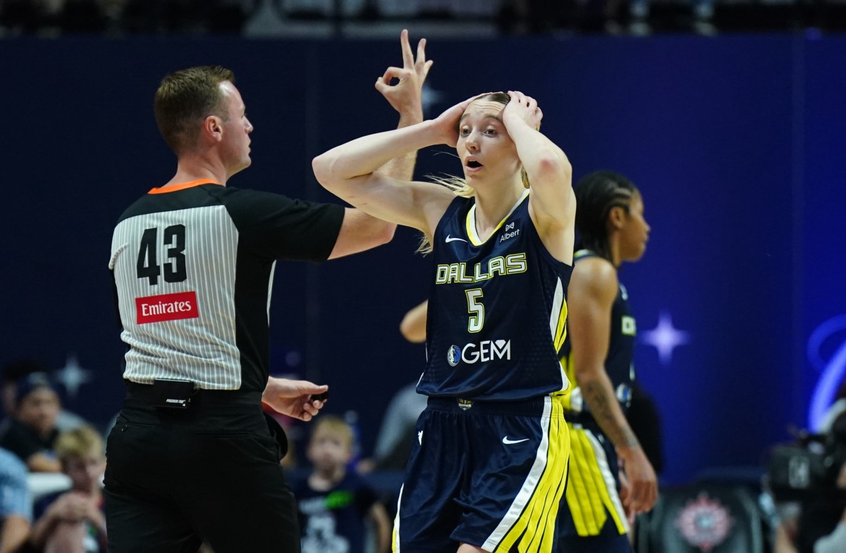 Sheryl Swoopes Doesn't Hold Back on Paige Bueckers' Coach After Nine Defeats