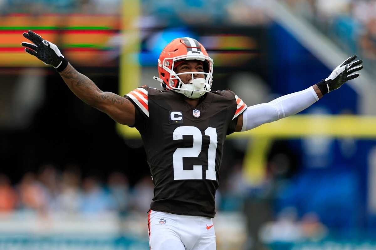 The Cleveland Browns have one of the best defensive trios in the entire NFL.
