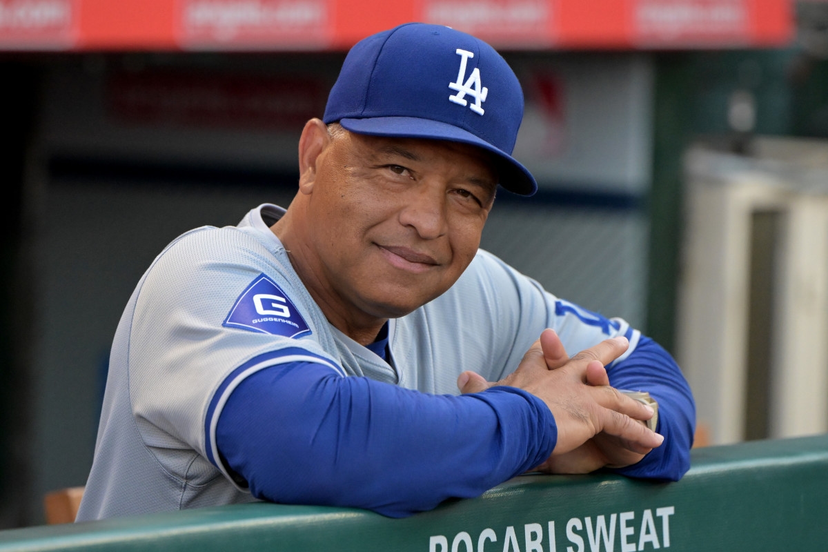Dodgers Targeting Guardians' All-Star Closer to Bolster Bullpen: Report