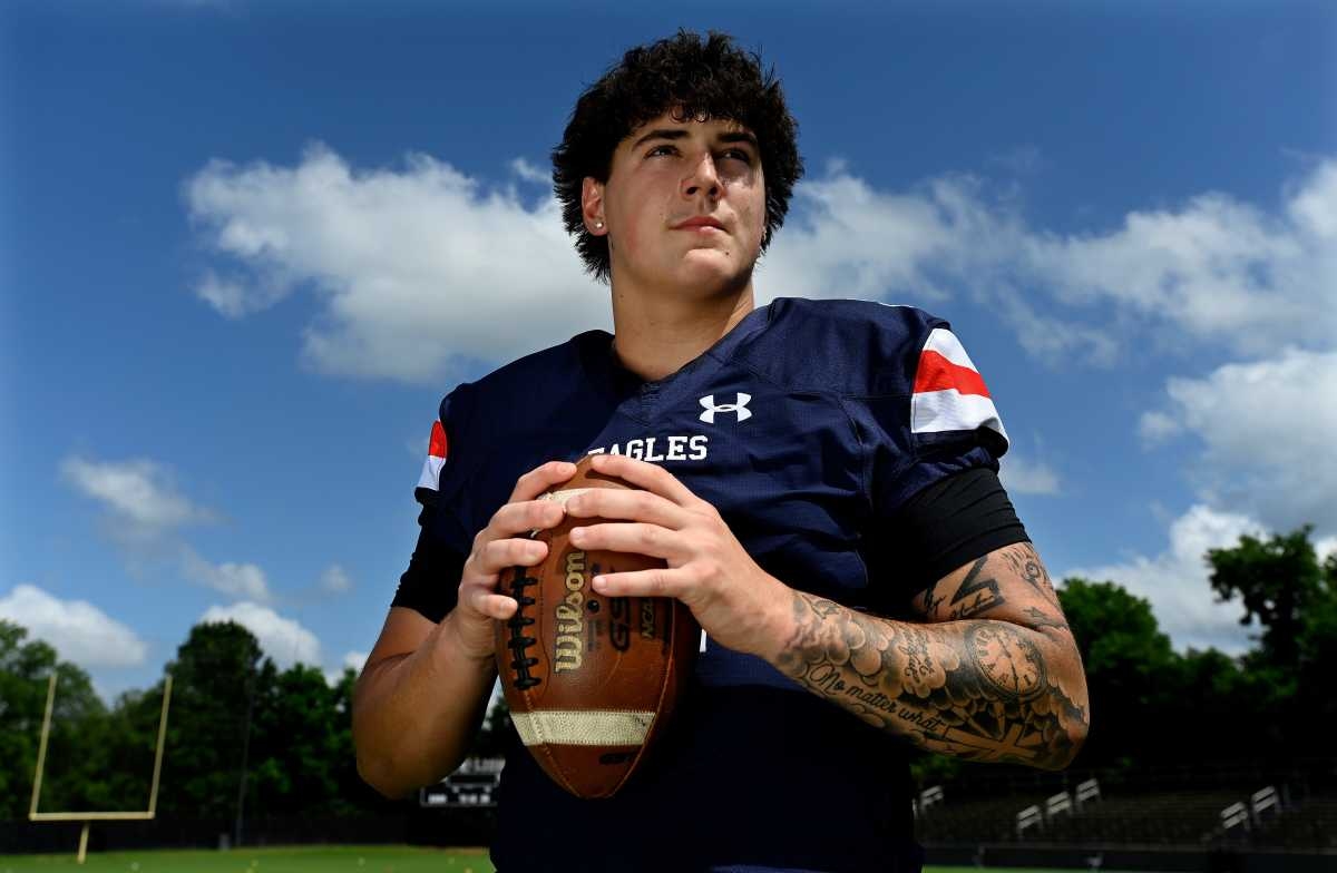 Georgia's Future Star QB Pushing Projected $355,000 Playmaker to Join Dawgs