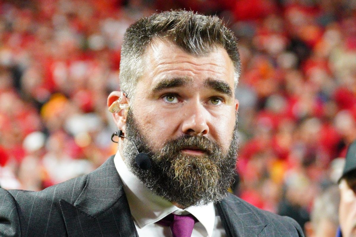 Jason Kelce Makes Exciting Personal Announcement on Saturday