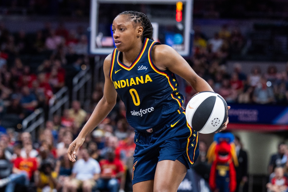 Indiana Fever's Kelsey Mitchell Made History Against Los Angeles Sparks