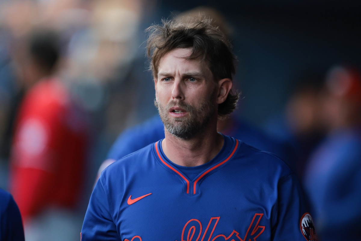 Mets' Carlos Mendoza Makes Jeff McNeil Decision After Roster Move