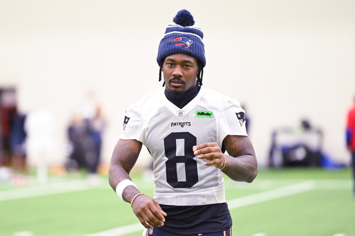Patriots Get Health Update on WR Stefon Diggs