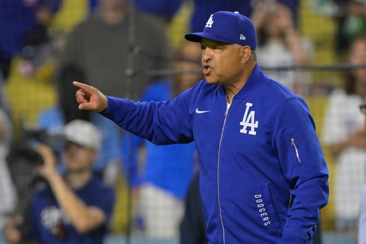 Dodgers Place Kike Hernandez on IL, Recall James Outman Ahead of Brewers Series