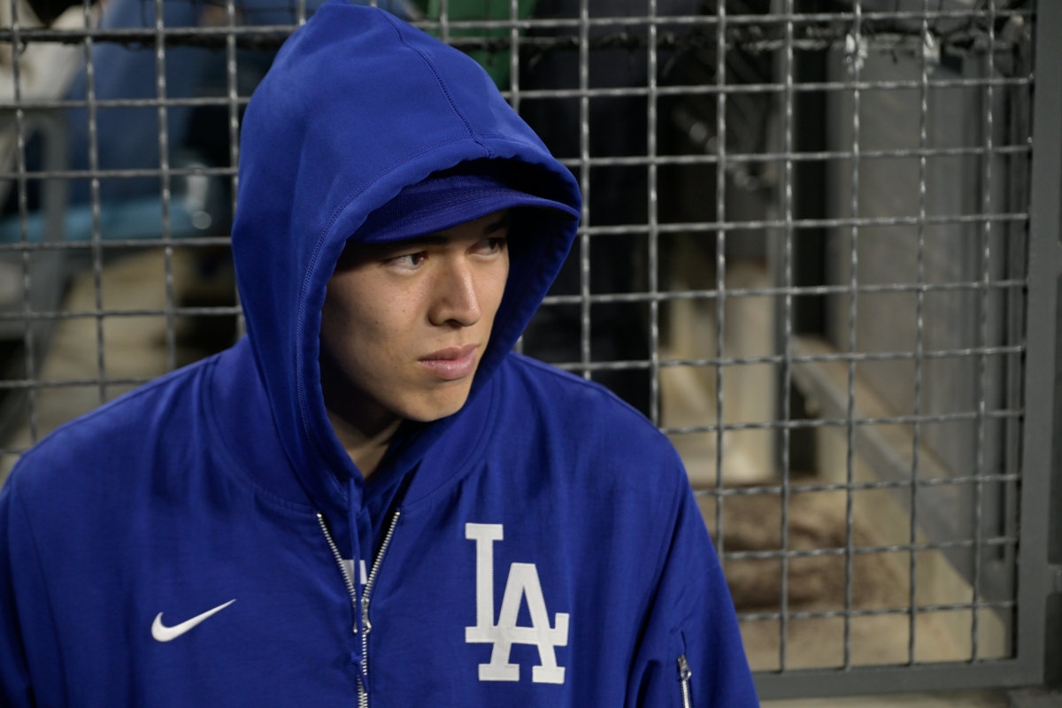 Dodgers' Dave Roberts Gives Injury Update on Roki Sasaki