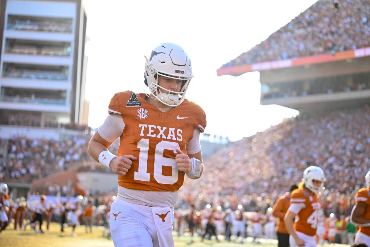 Arch Manning Names Five-Star Freshman That Has Looked 'Good'