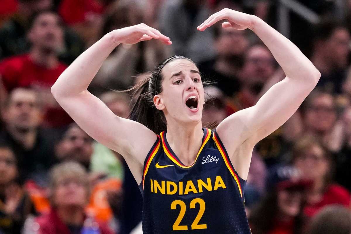 Caitlin Clark Sends Powerful Message Amid Indiana Fever's 'Adversity'