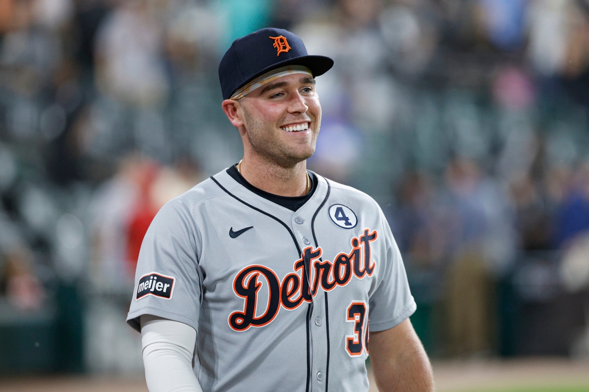 Tigers slugger's injury forces early exit, leaving status in doubt