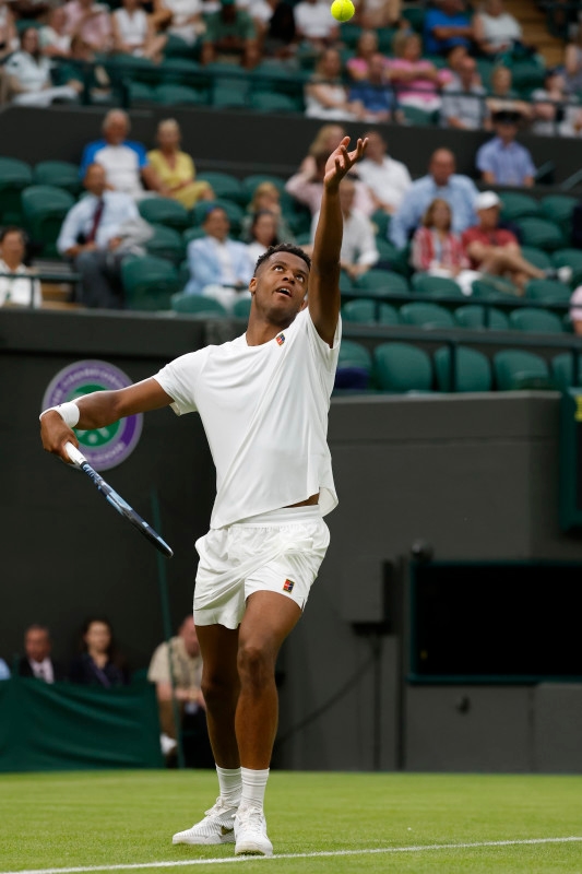Wimbledon 2025 Historic Moment Draws Gasps at Centre Court