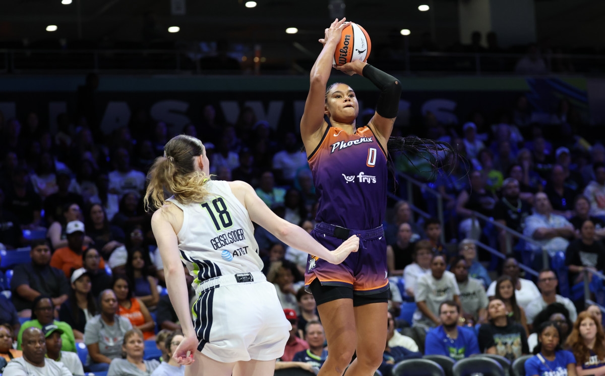 Satou Sabally 'Moving On' After Being Booed in Dallas