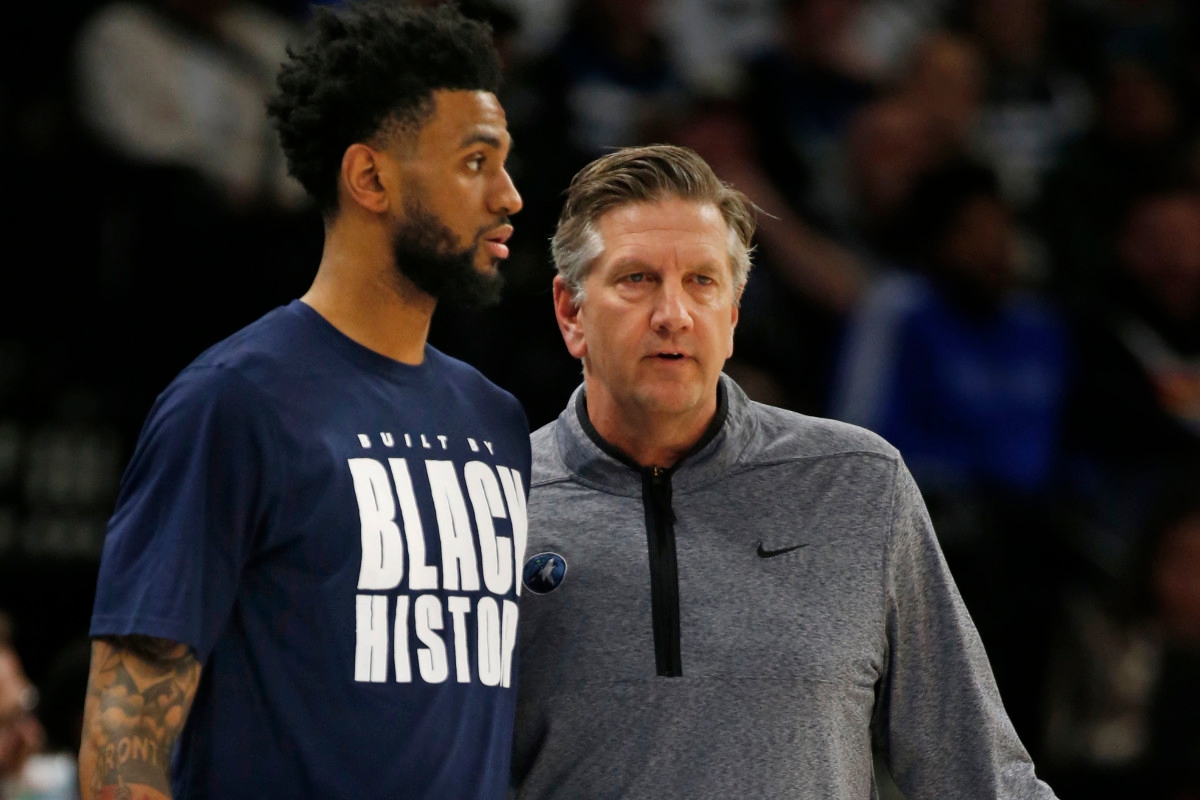 Hawks Predicted to 'Steal' Playmaking 6-Foot-5 Guard