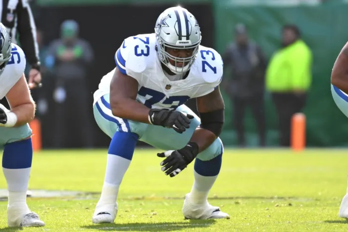 Offensive lineman will finally get some love on the NFL awards ballot. Which Dallas Cowboys protector has the best shot at winning the award?