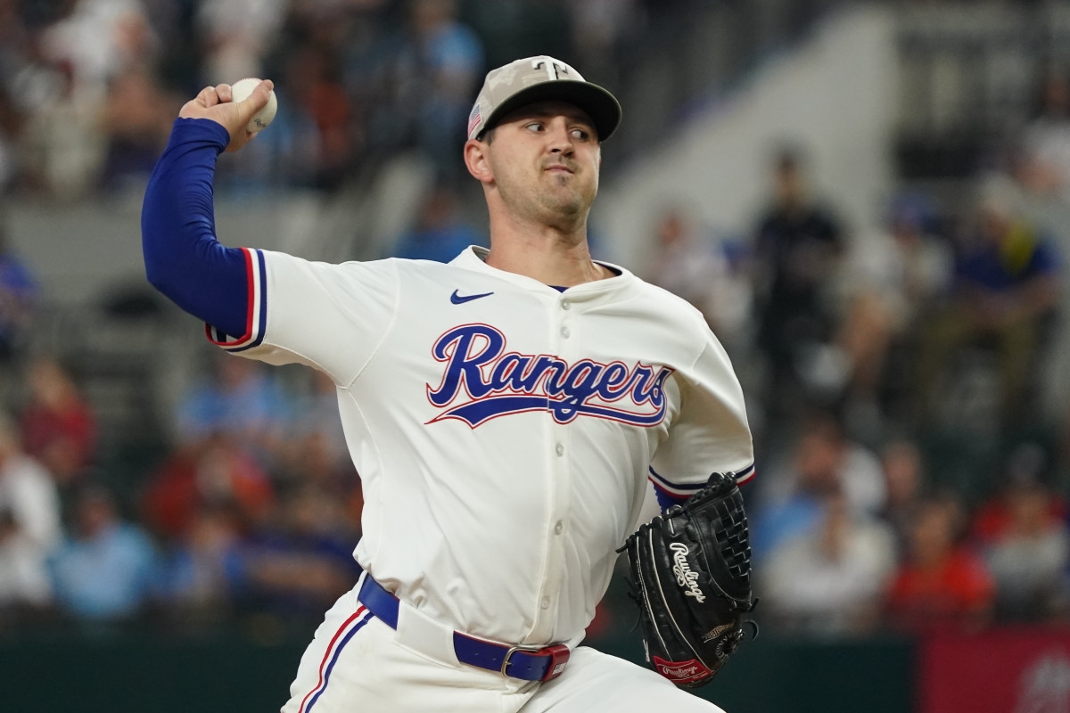 Cubs Should Pursue Rangers' Tyler Mahle to Fix Struggling Rotation