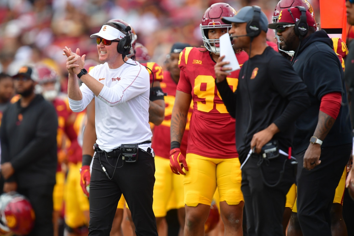 USC Assistant Drops True Feelings on Recruiting Ranking