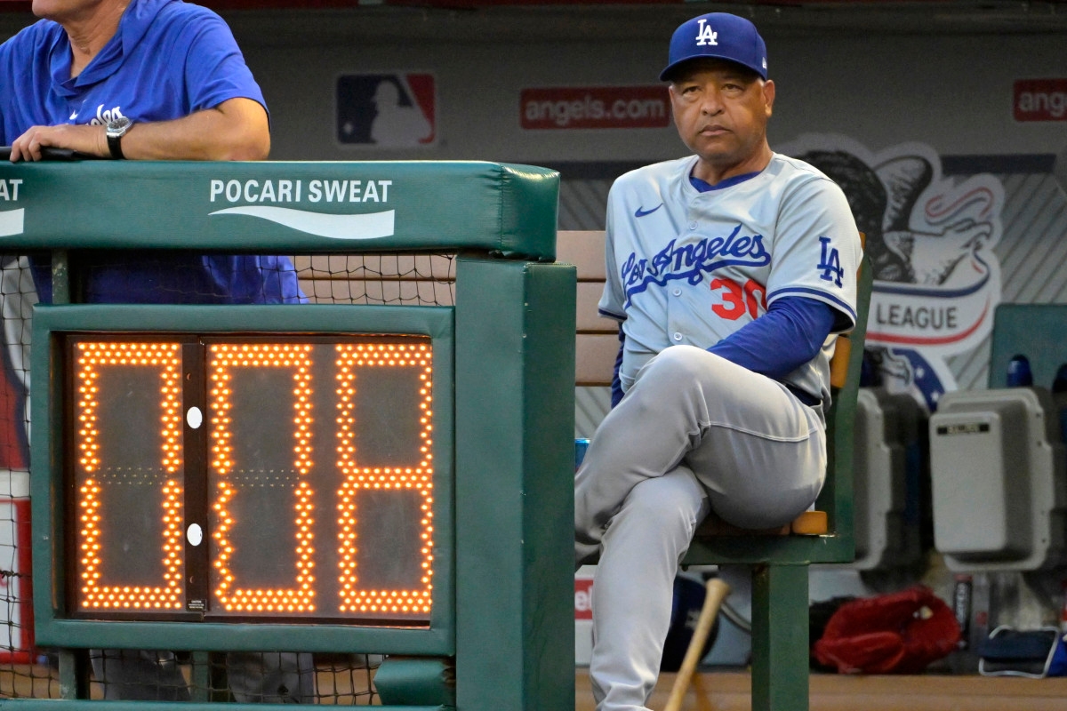 Dodgers Reportedly Targeting Marlins' Cy Young Winner Sandy Alcantara