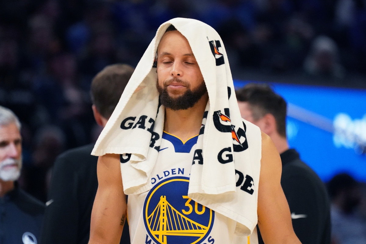 Stephen Curry Sends Clear Message to Cooper Flagg on Friday