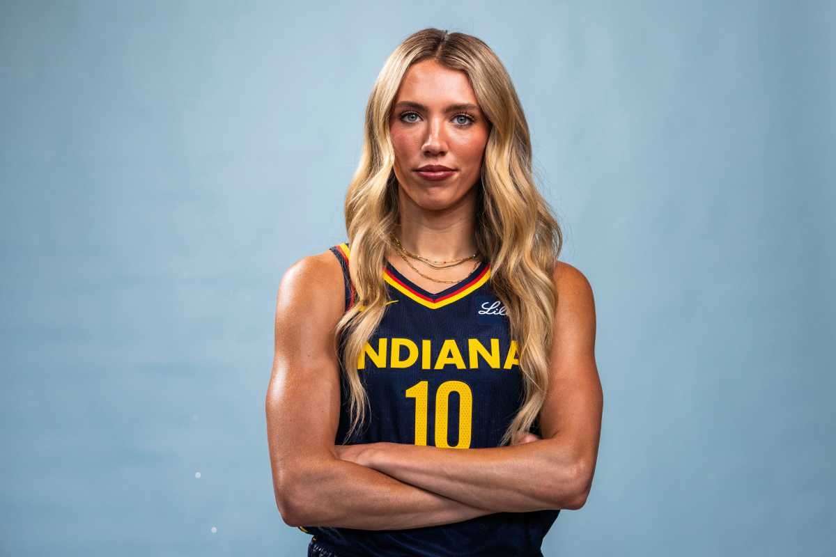 Lexie Hull Steals the Show With Her Outfit for Fever-Sparks