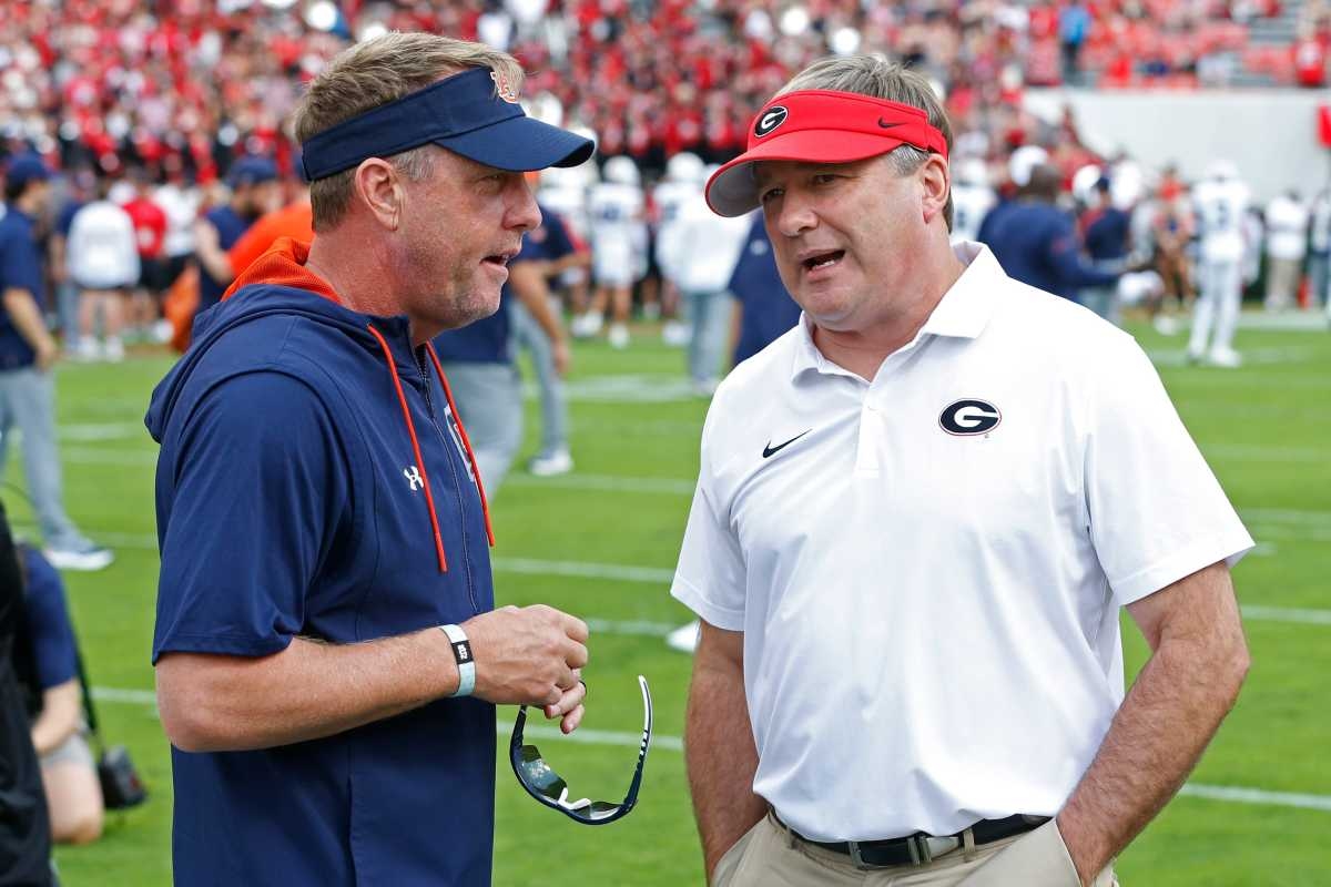 CFB Analyst Reveals Ranking for The Deep South's Oldest Rivalry