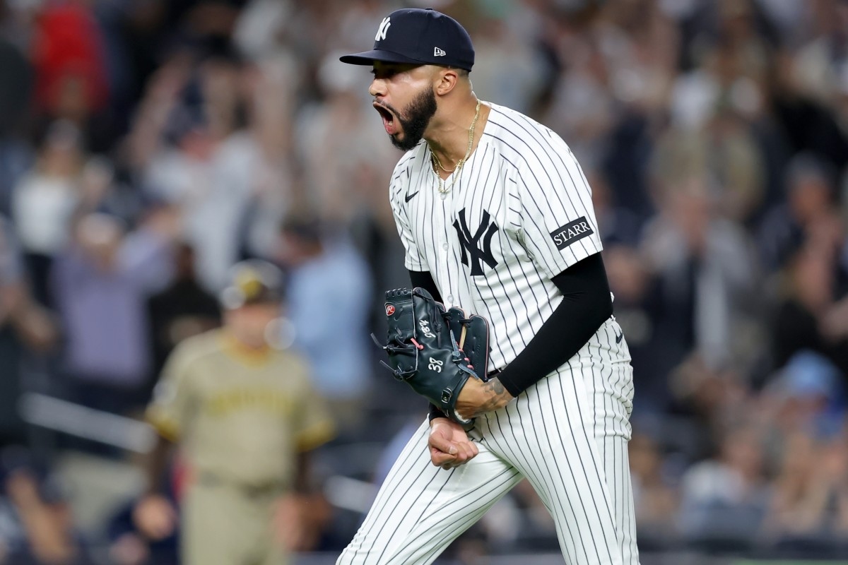 Yankees bullpen battle heating up as Boone stays vague on closer