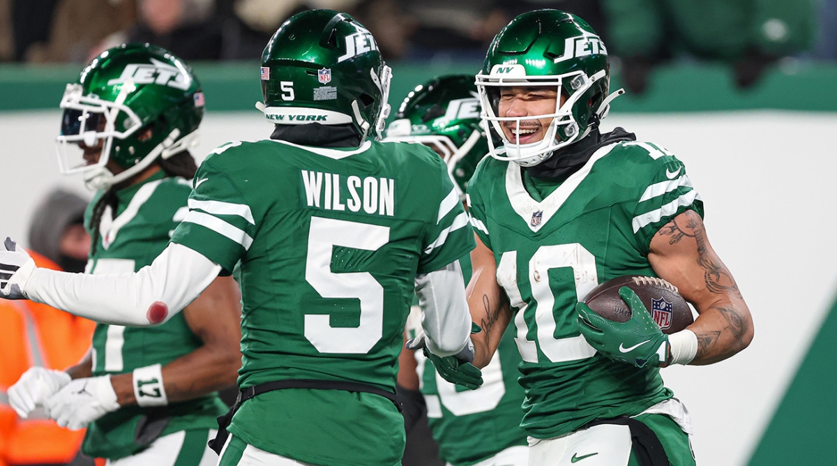 Justin Fields' Jets Weapons Receive Horrifying Ranking