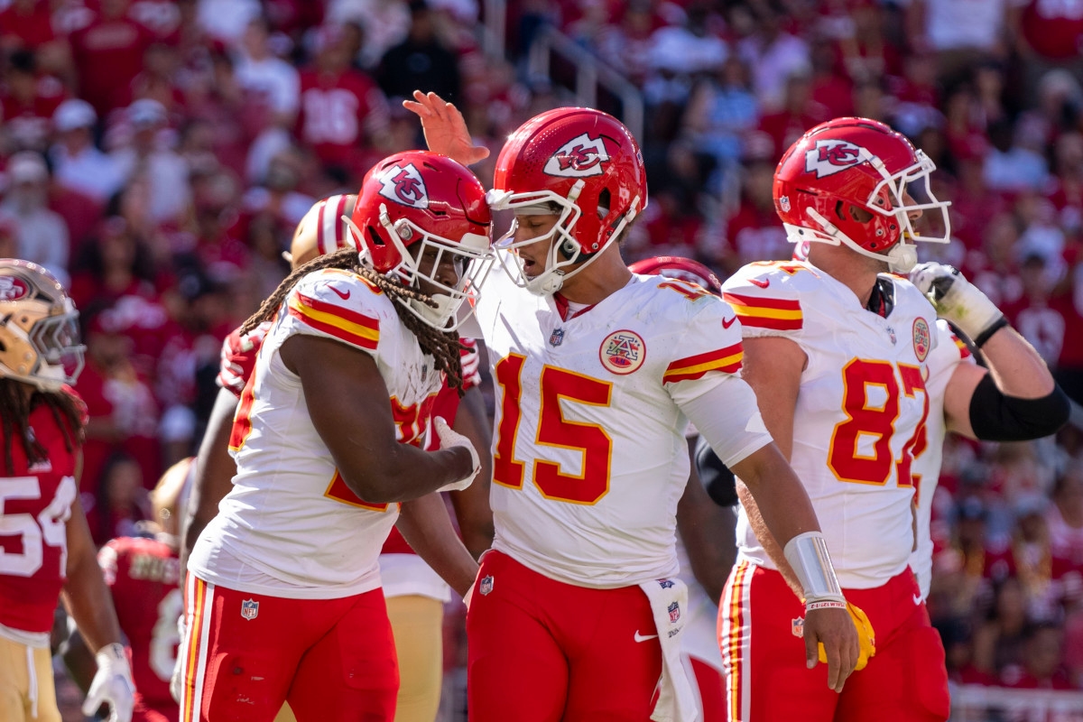 Chiefs' Kareem Hunt Seen As 'Luxury' Player In 2025