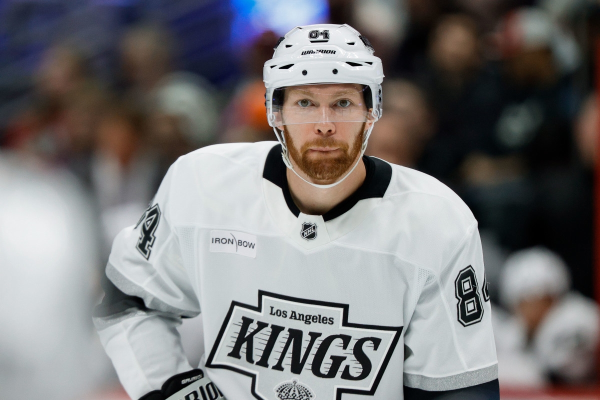 Cap Crunch Threatens Rangers' Pursuit of LA Kings Pending Free Agent