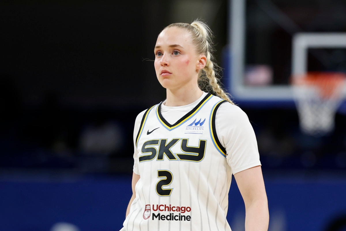 Hailey Van Lith Breaks Silence on WNBA Legend's Disrespectful Social Media Comment